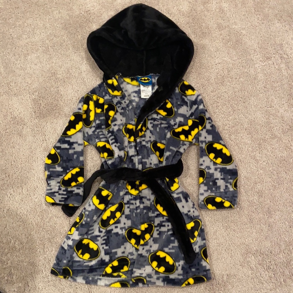 Kids Batman robe size 4T